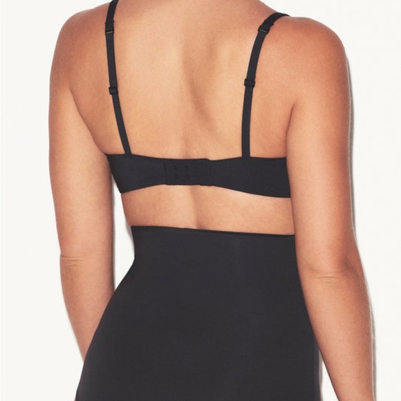 SKIMS ONYX WIRELESS FORM MATERNITY 44DD - Picture 6 of 7